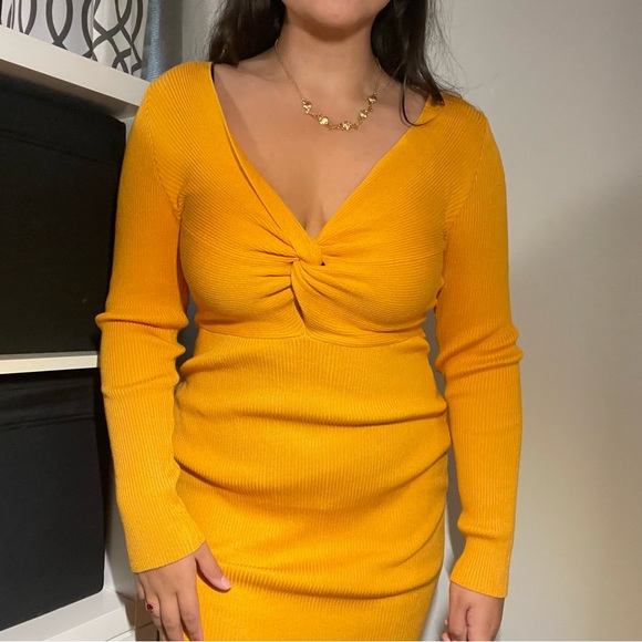 Ardene Yellow Sweater Dress BNWOT - Picture 2 of 3